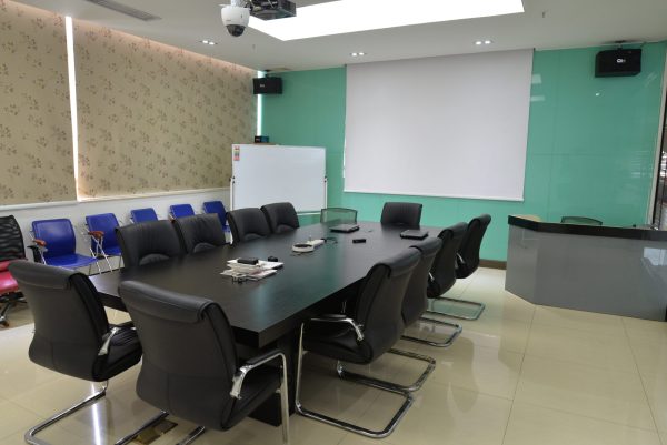 整洁大气的办公环境